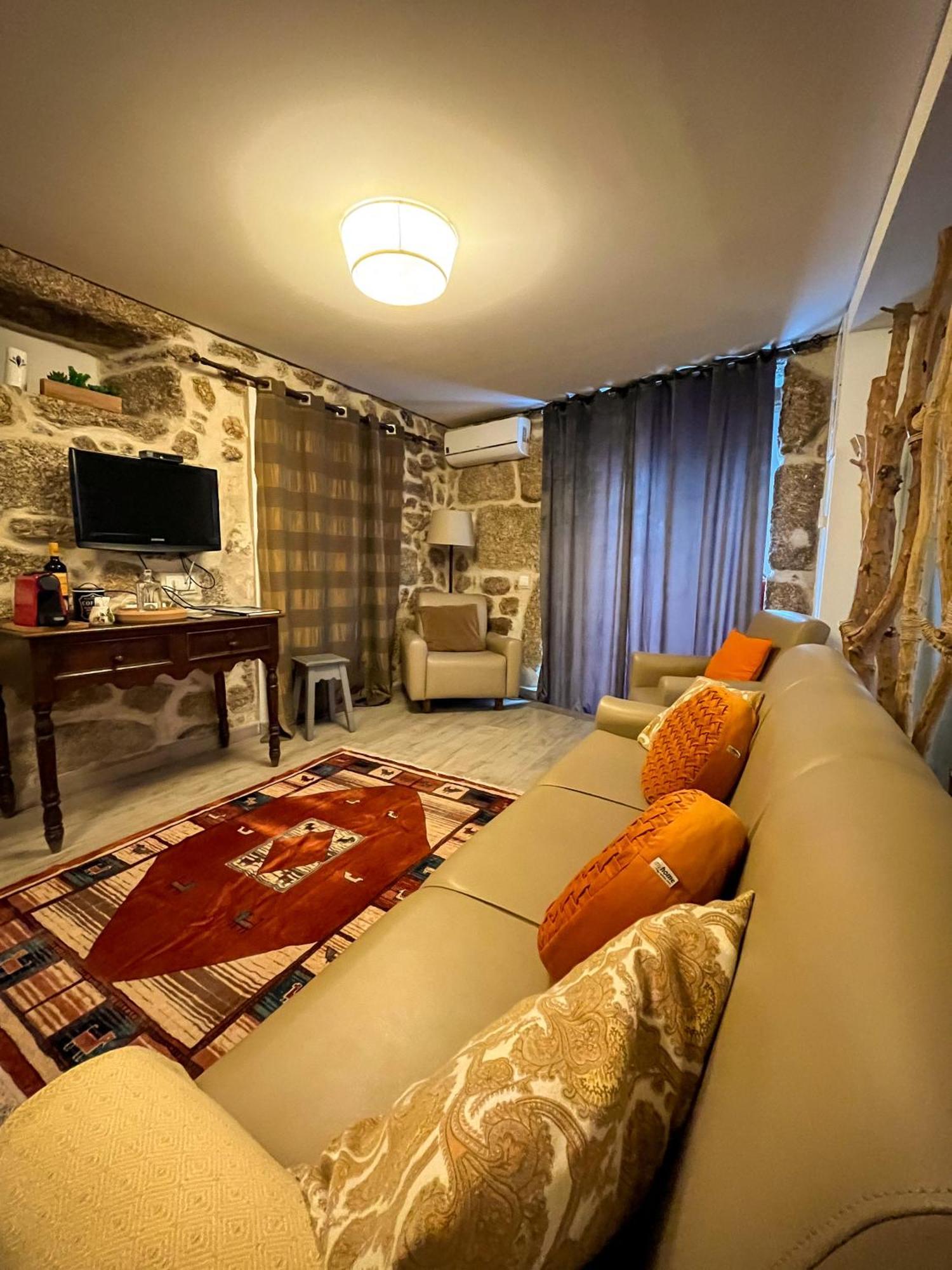 Casa Da Fonte Grande - By Cabralina Apartments Белмонти Екстериор снимка