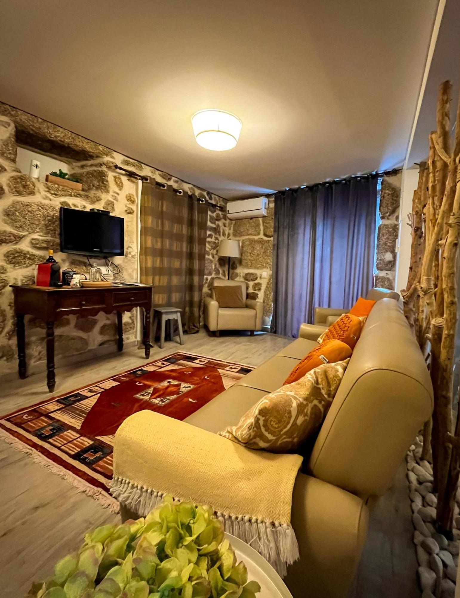Casa Da Fonte Grande - By Cabralina Apartments Белмонти Екстериор снимка